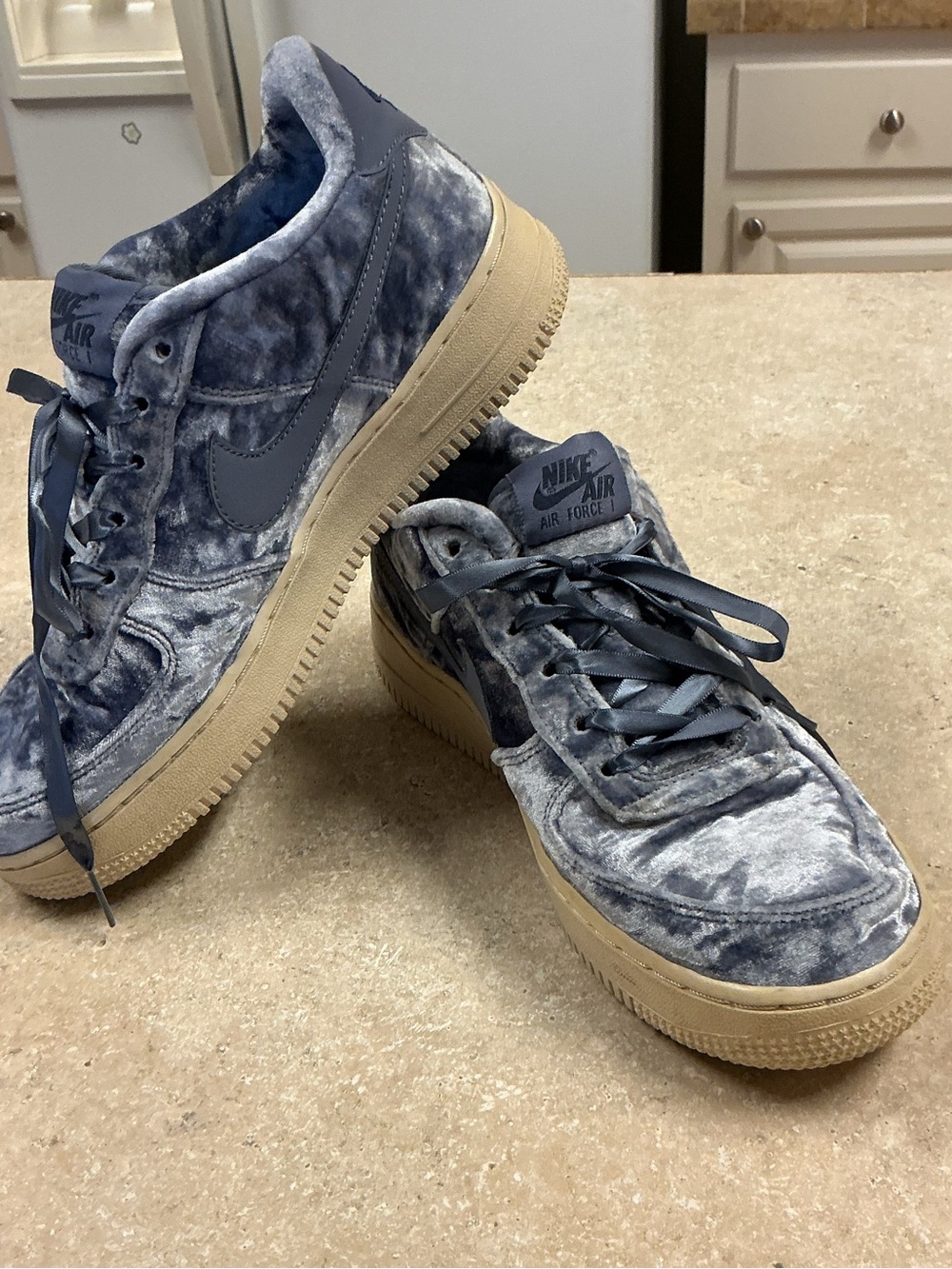 Nike Air Force 1 SZ 7Y,women’s 8.5 Dark Sky Blue Velvet Ribbon Laces  Sneakers